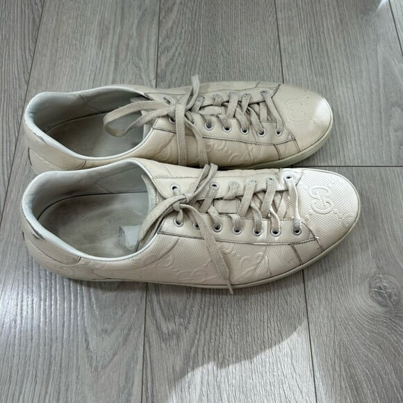 Gucci Ace GG Embossed White Sneakers - Picture 3 of 11